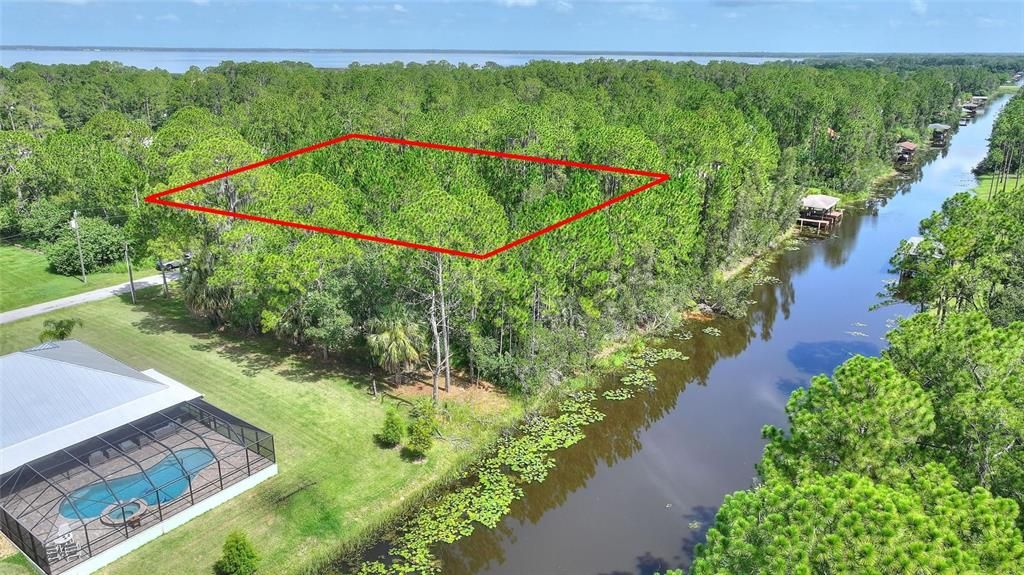 En Venta: $155,000 (0.50 acres)