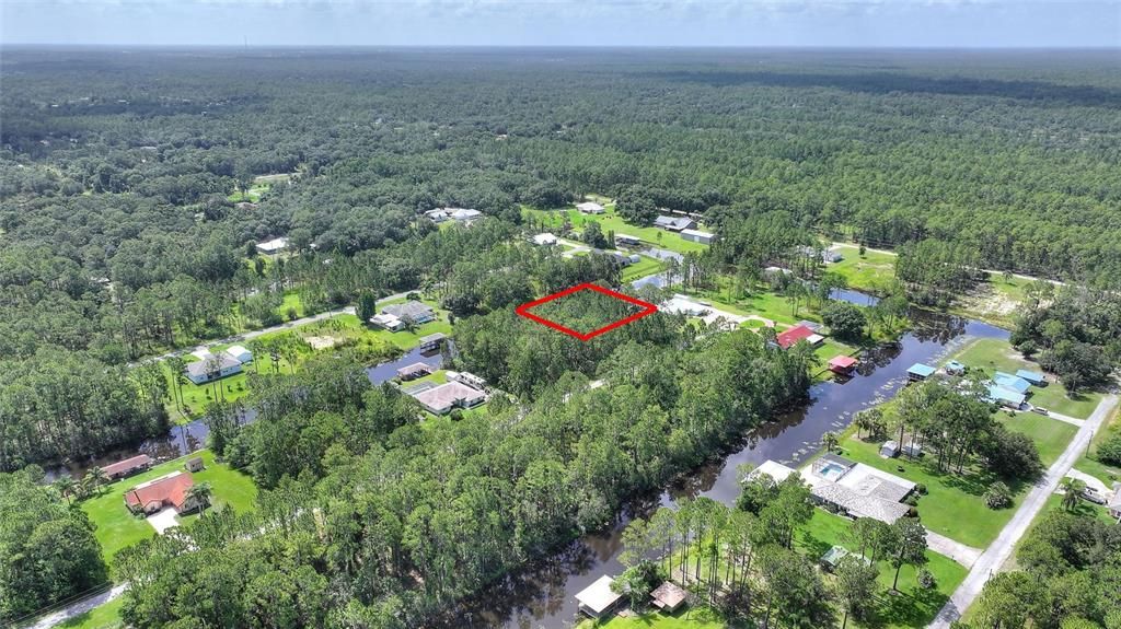 En Venta: $155,000 (0.50 acres)
