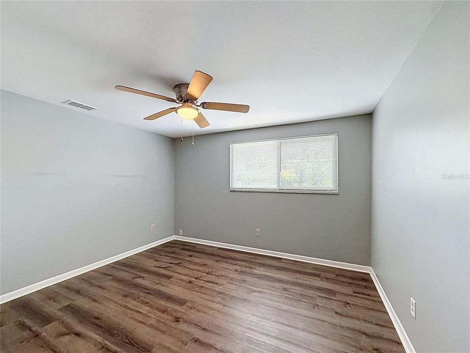 En Venta: $489,900 (4 camas, 2 baños, 2126 Pies cuadrados)