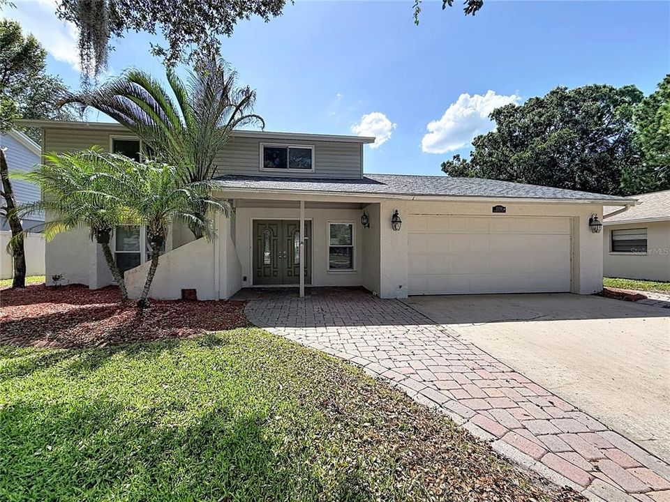 En Venta: $489,900 (4 camas, 2 baños, 2126 Pies cuadrados)