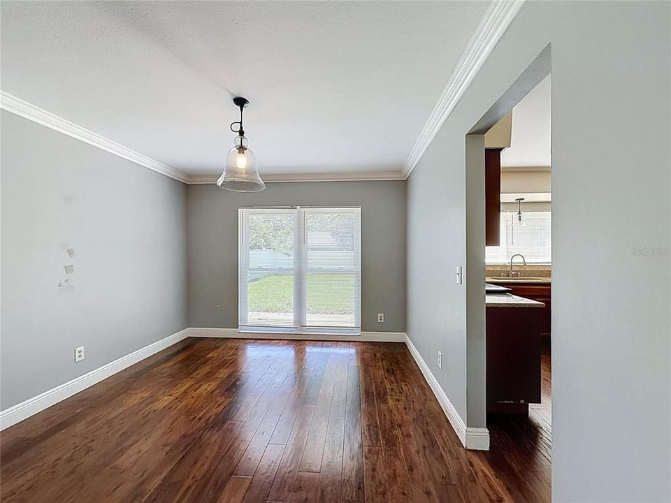 En Venta: $489,900 (4 camas, 2 baños, 2126 Pies cuadrados)