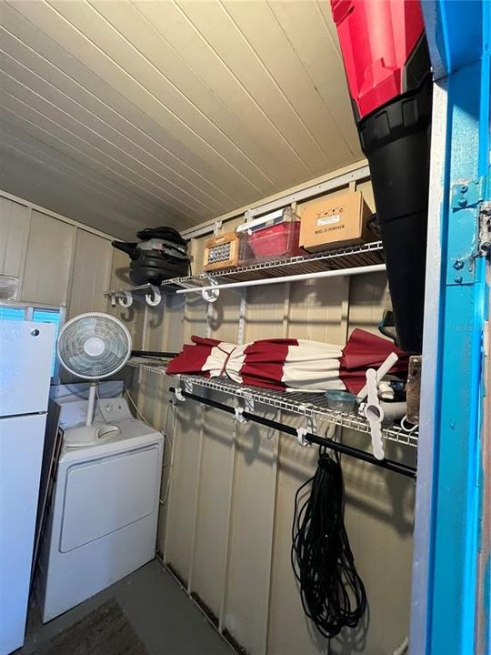 For Sale: $199,000 (2 beds, 2 baths, 1018 Square Feet)