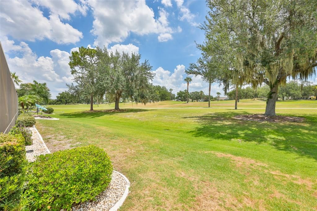 Под контрактом: $379,000 (2 спален, 2 ванн, 2373 Квадратных фут)