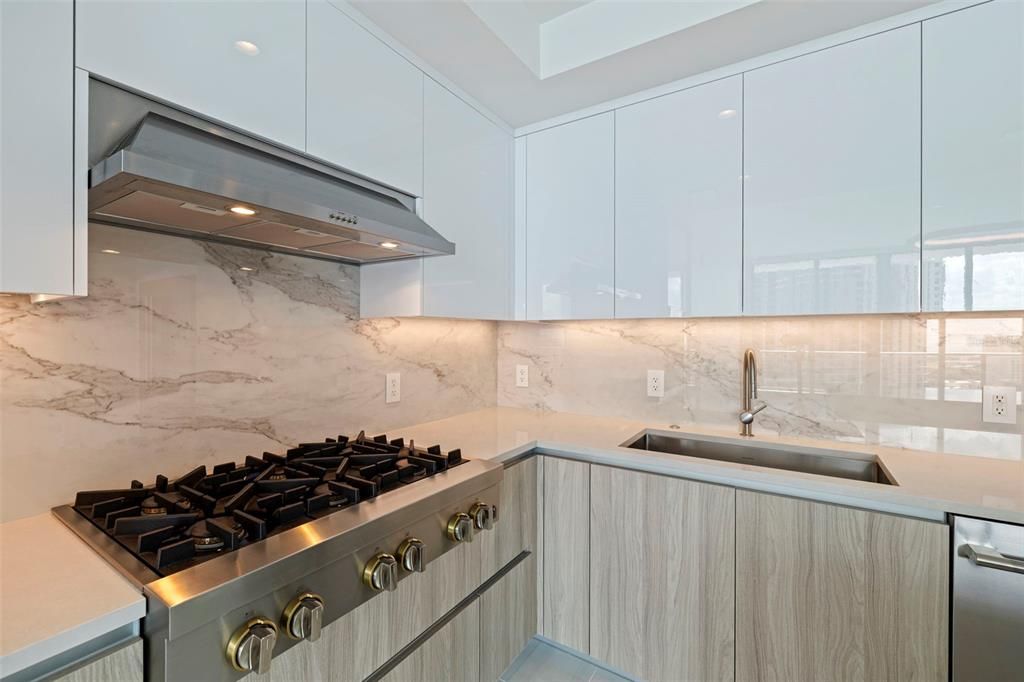 На продажу: $1,495,000 (3 спален, 3 ванн, 1732 Квадратных фут)