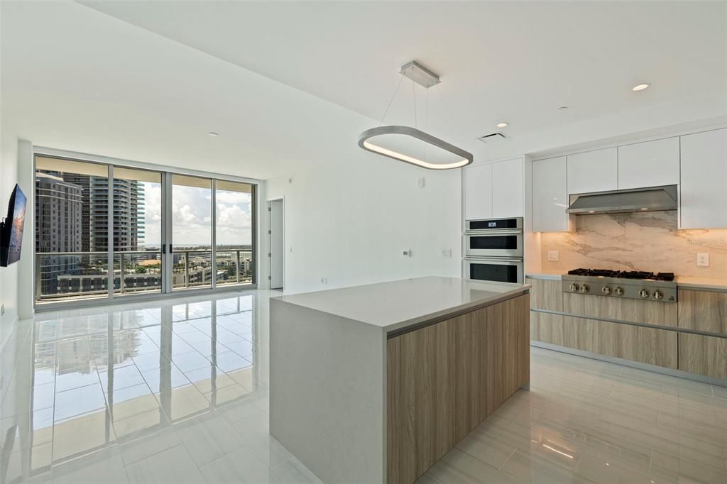 На продажу: $1,495,000 (3 спален, 3 ванн, 1732 Квадратных фут)
