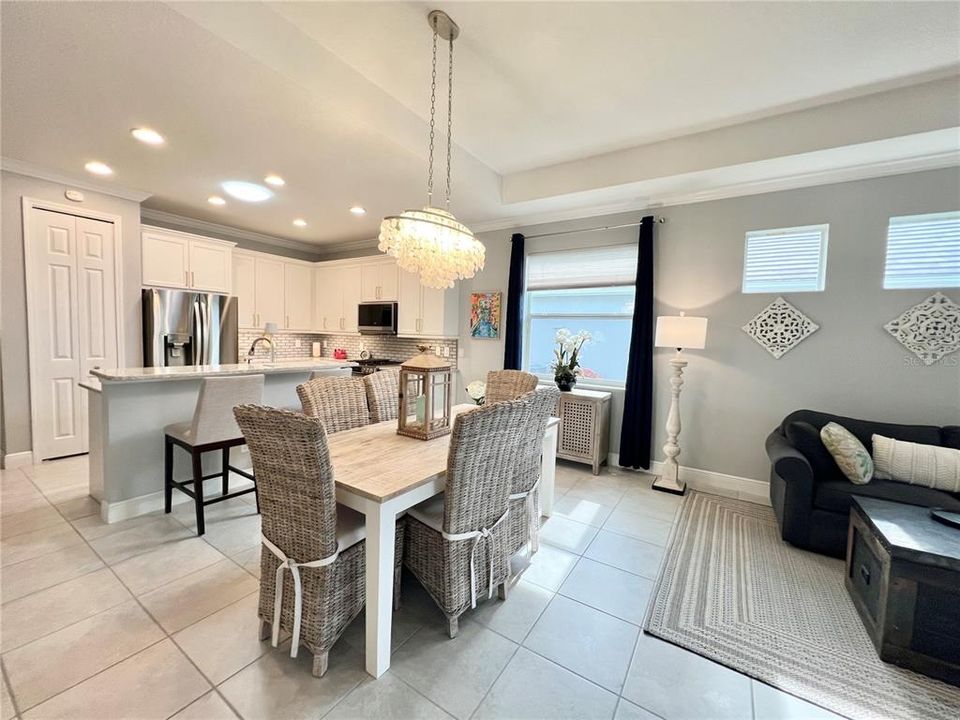 For Rent: $3,500 (2 beds, 2 baths, 1649 Square Feet)