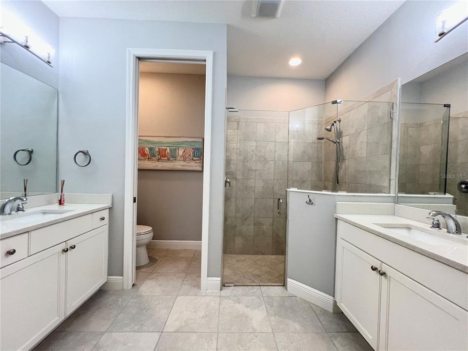 For Rent: $3,500 (2 beds, 2 baths, 1649 Square Feet)