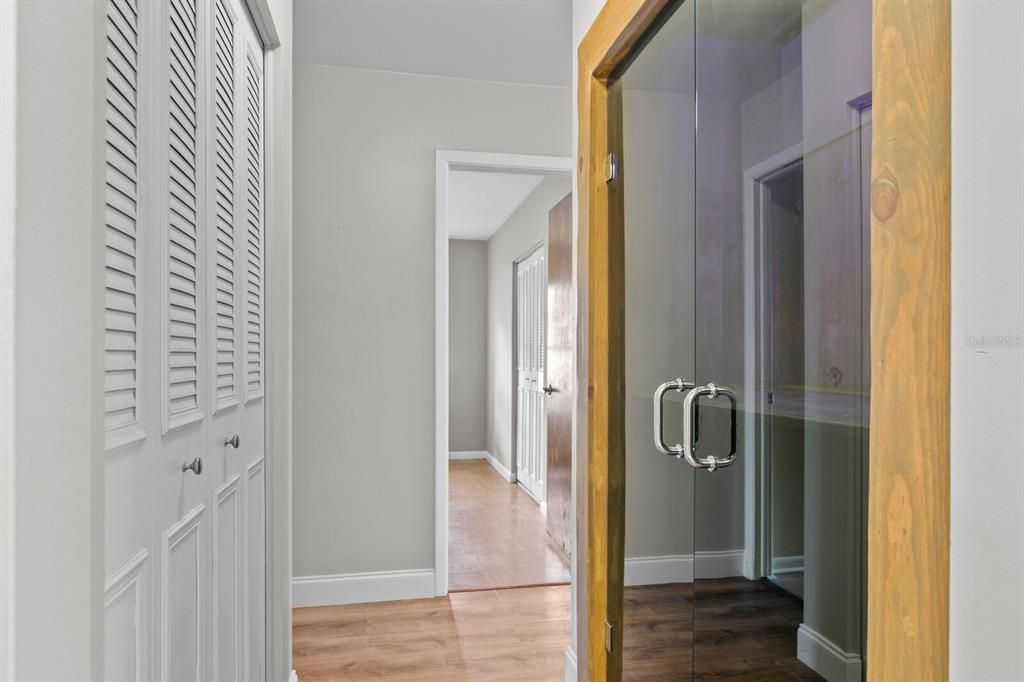 На продажу: $365,000 (3 спален, 2 ванн, 1650 Квадратных фут)