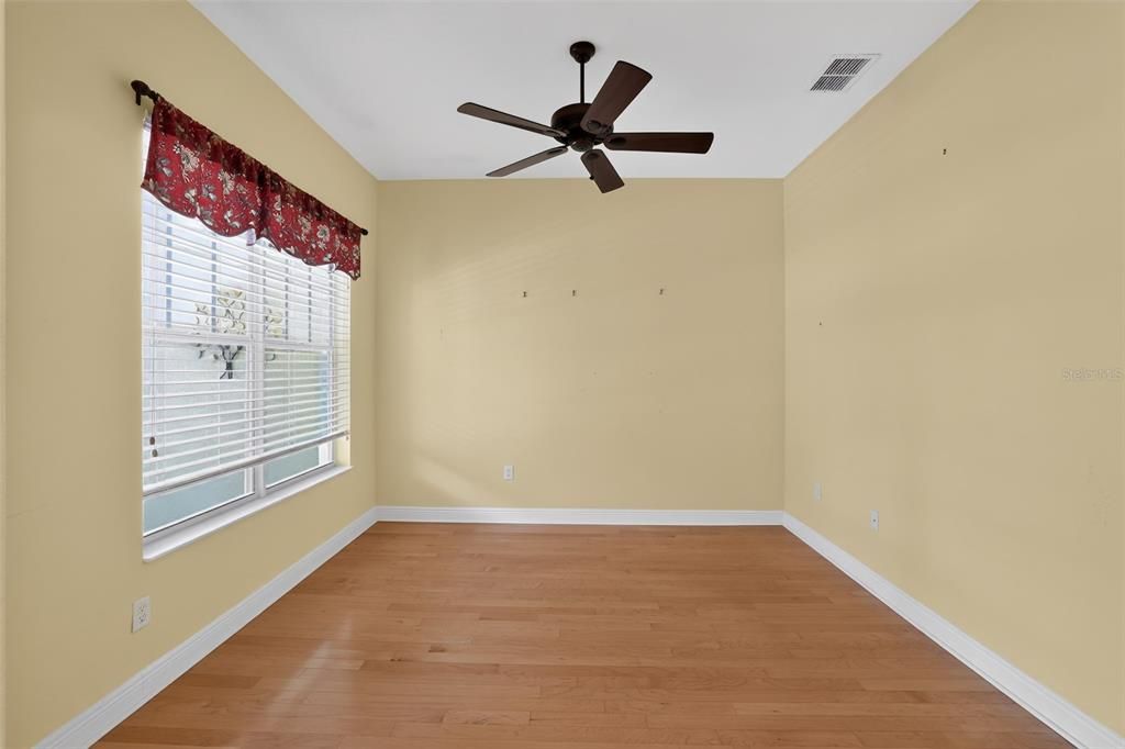 En Venta: $459,900 (3 camas, 2 baños, 2242 Pies cuadrados)