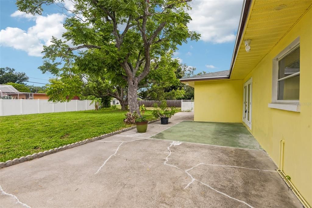 En Venta: $450,000 (3 camas, 2 baños, 1445 Pies cuadrados)