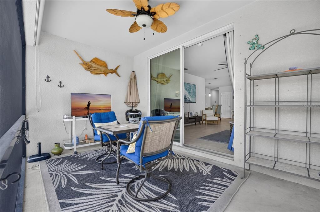 For Sale: $315,000 (2 beds, 2 baths, 1516 Square Feet)