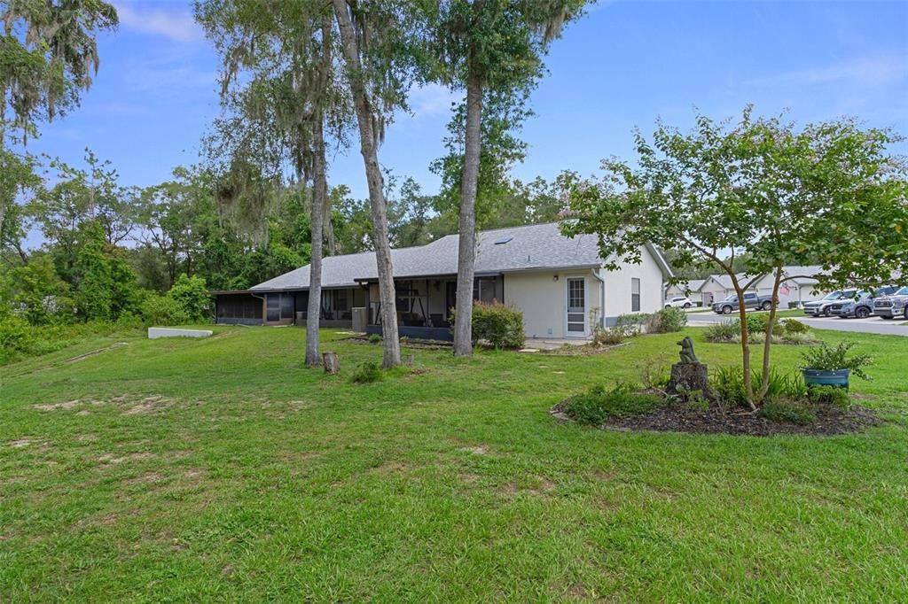 Activo con contrato: $170,000 (2 camas, 2 baños, 987 Pies cuadrados)