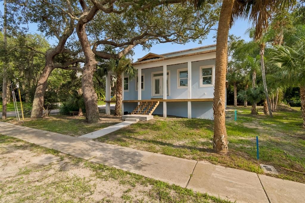 For Sale: $1,099,000 (4 beds, 3 baths, 2972 Square Feet)