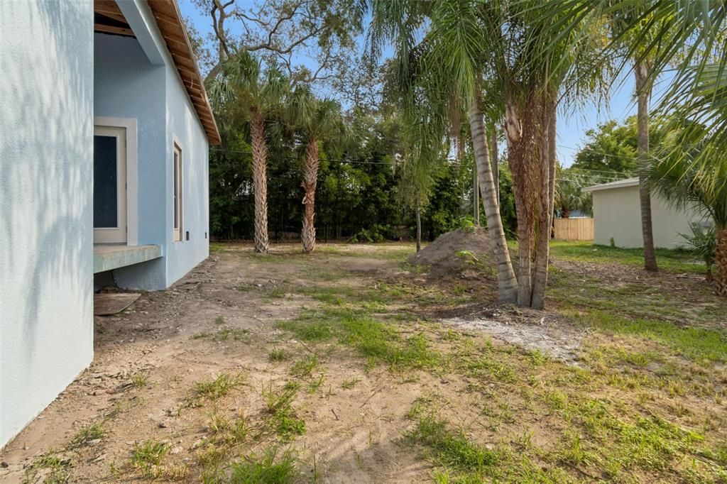 For Sale: $1,099,000 (4 beds, 3 baths, 2972 Square Feet)