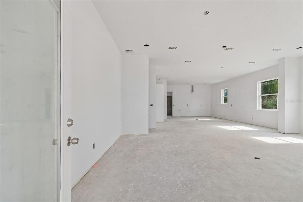 For Sale: $1,099,000 (4 beds, 3 baths, 2972 Square Feet)