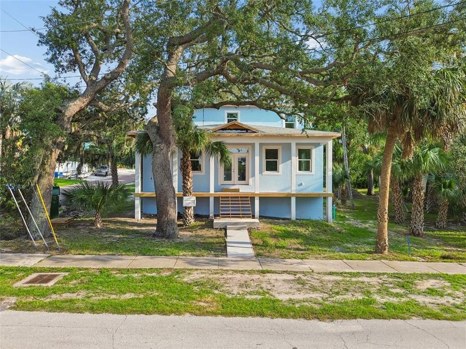 For Sale: $1,099,000 (4 beds, 3 baths, 2972 Square Feet)