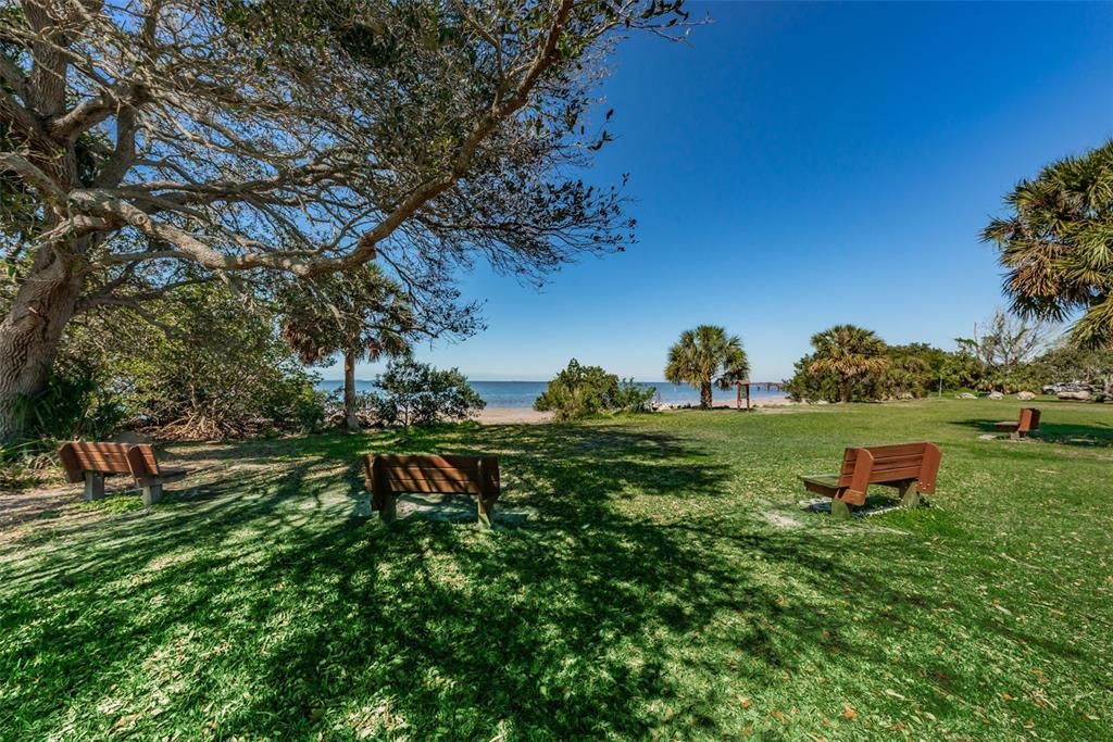 For Sale: $1,099,000 (4 beds, 3 baths, 2972 Square Feet)