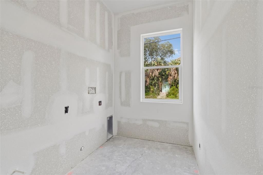 For Sale: $1,099,000 (4 beds, 3 baths, 2972 Square Feet)