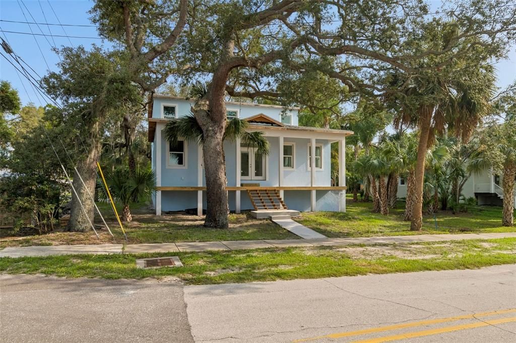 For Sale: $1,099,000 (4 beds, 3 baths, 2972 Square Feet)