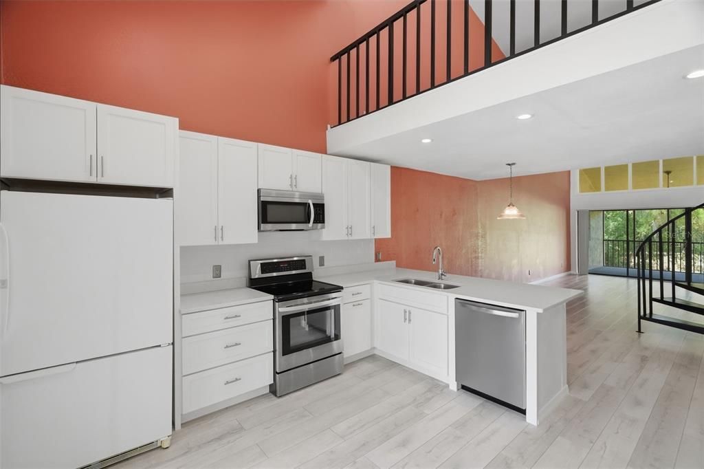 For Sale: $309,900 (2 beds, 2 baths, 1626 Square Feet)