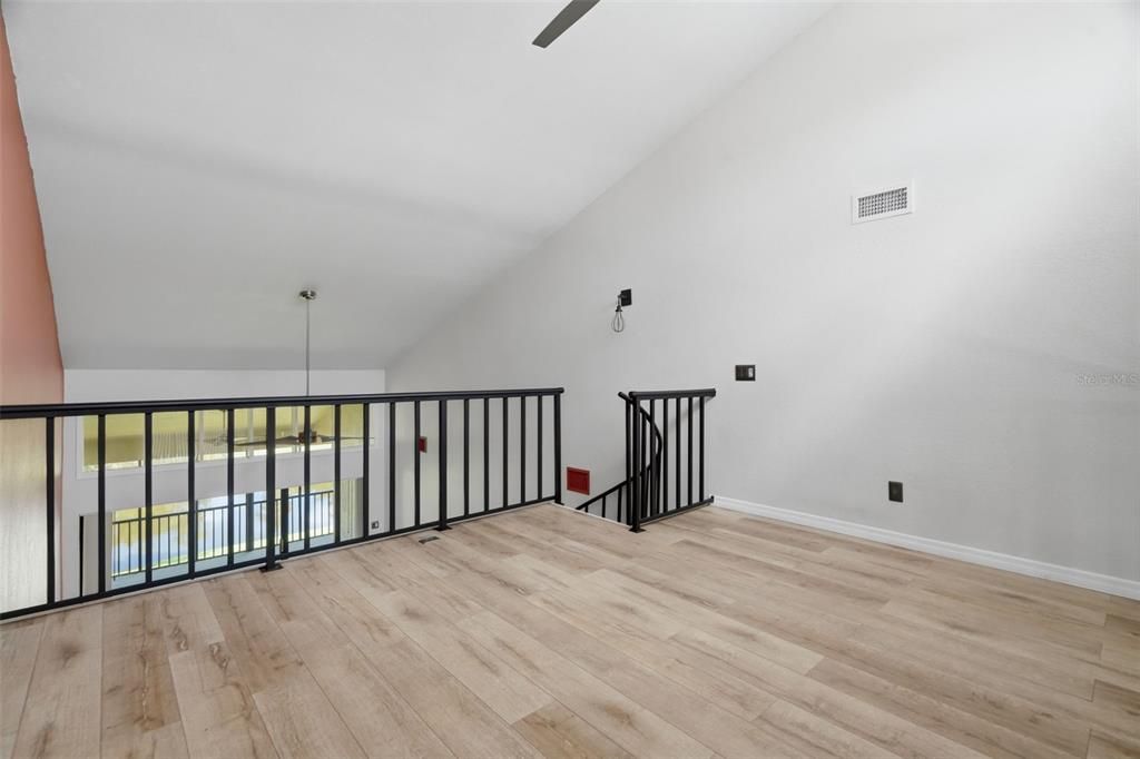For Sale: $309,900 (2 beds, 2 baths, 1626 Square Feet)
