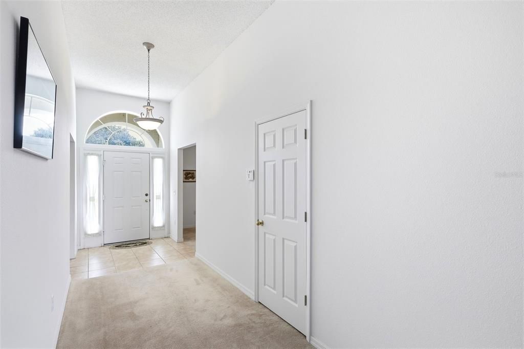 For Sale: $425,000 (4 beds, 2 baths, 2542 Square Feet)