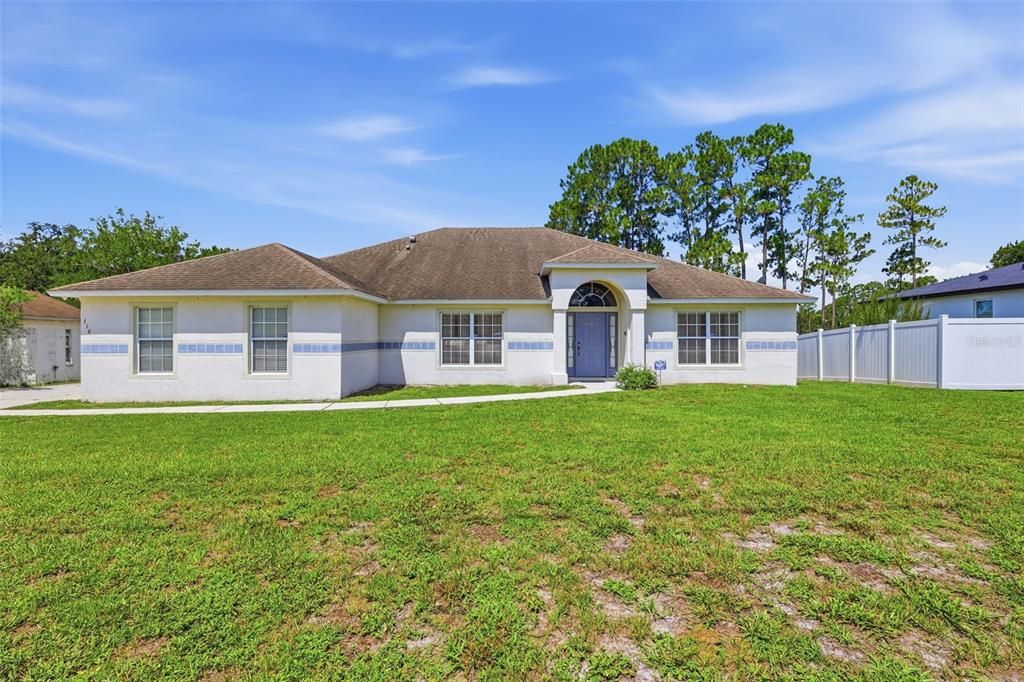 For Sale: $425,000 (4 beds, 2 baths, 2542 Square Feet)