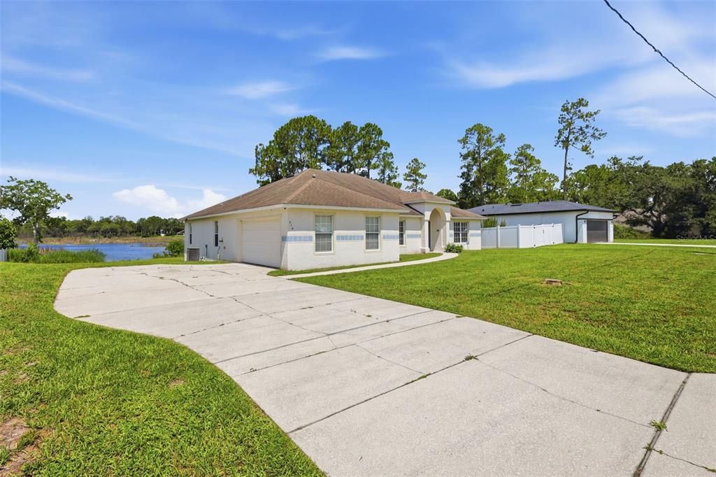 For Sale: $425,000 (4 beds, 2 baths, 2542 Square Feet)