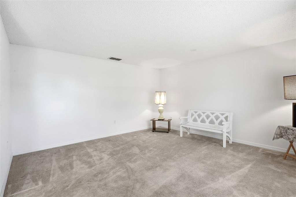 For Sale: $425,000 (4 beds, 2 baths, 2542 Square Feet)