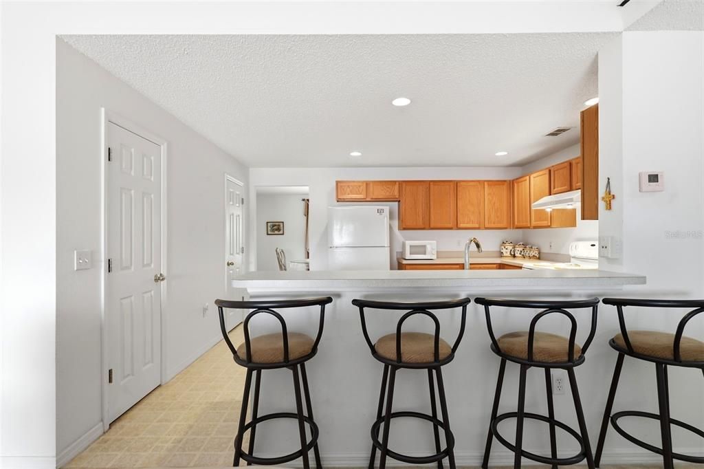 For Sale: $425,000 (4 beds, 2 baths, 2542 Square Feet)