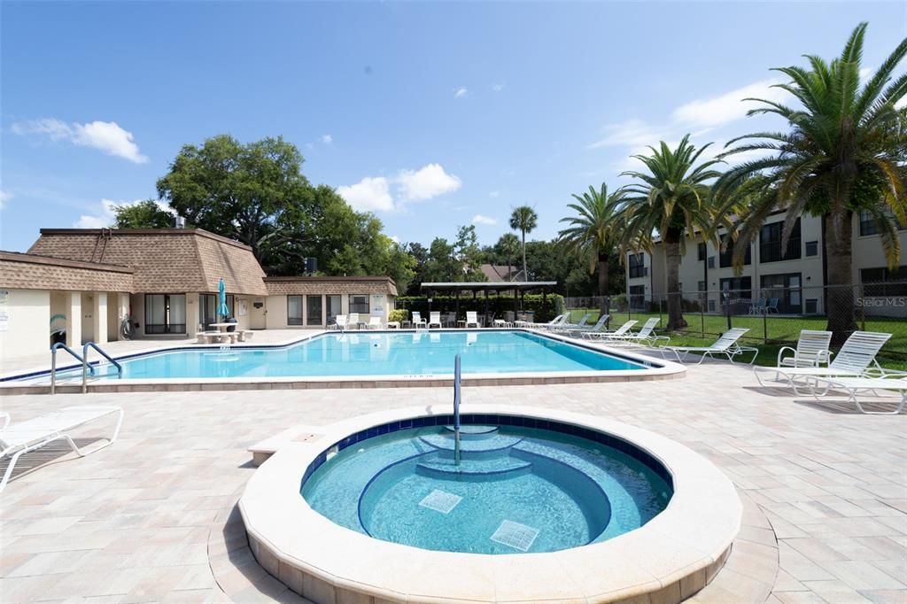 For Sale: $180,000 (2 beds, 2 baths, 928 Square Feet)