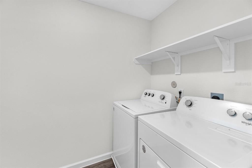 На продажу: $359,990 (4 спален, 3 ванн, 2260 Квадратных фут)