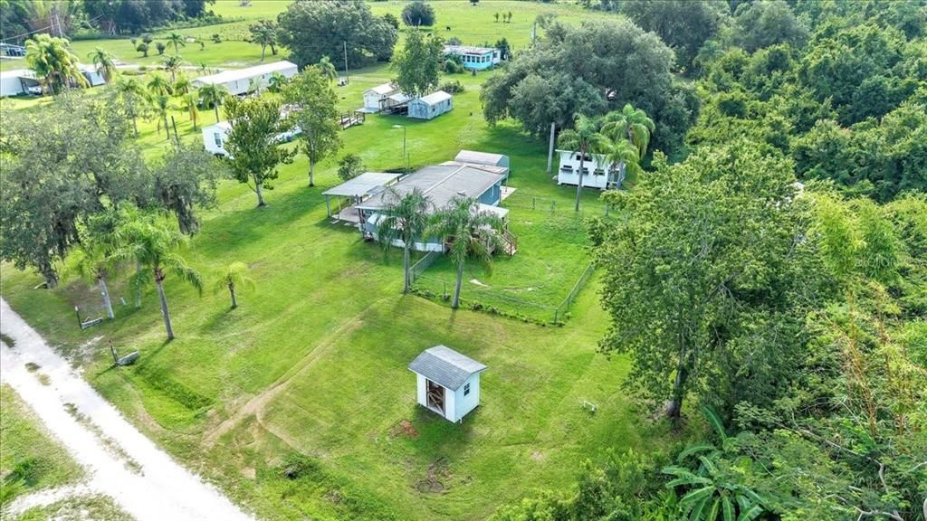 For Sale: $179,000 (2 beds, 2 baths, 935 Square Feet)