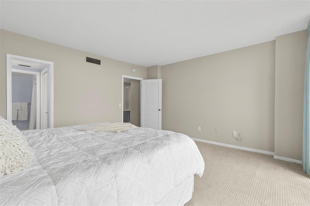 En Venta: $285,000 (2 camas, 2 baños, 1290 Pies cuadrados)