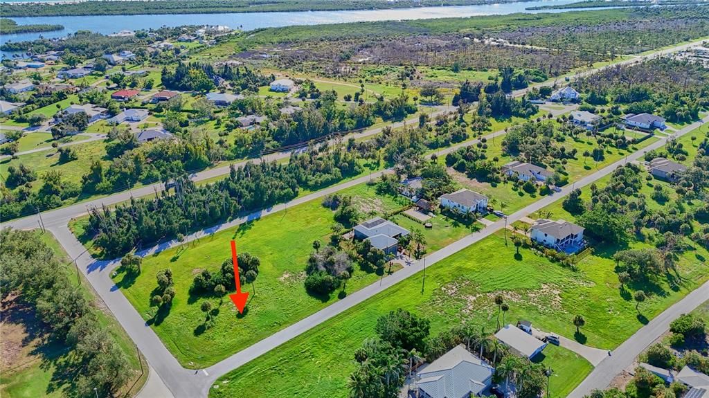 En Venta: $114,500 (0.50 acres)