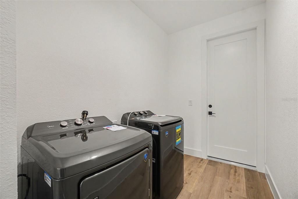 На продажу: $435,000 (3 спален, 2 ванн, 1492 Квадратных фут)
