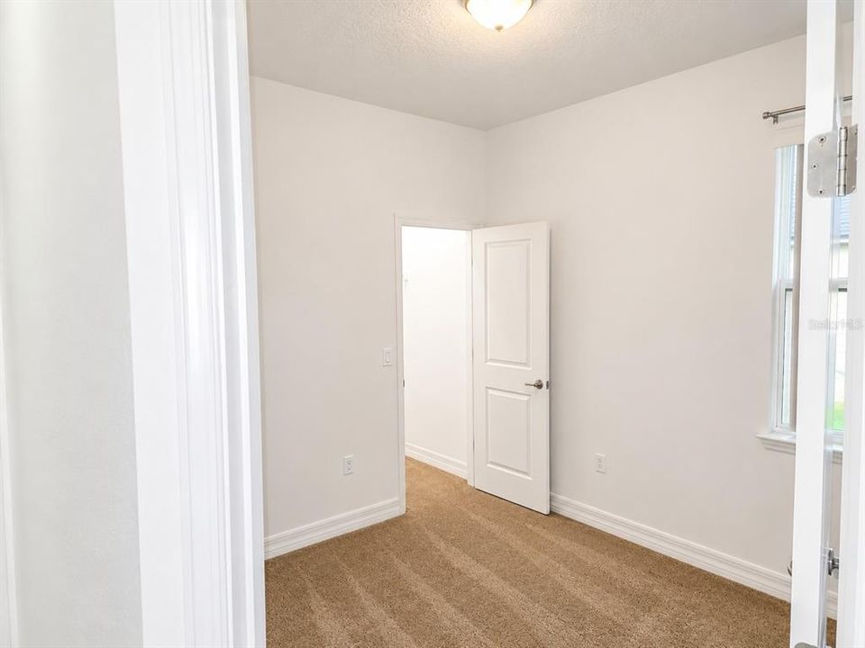 For Rent: $1,875 (3 beds, 2 baths, 1244 Square Feet)