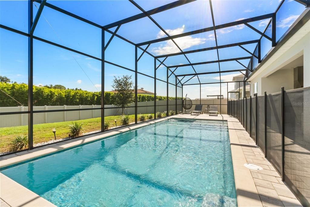 En Venta: $1,099,000 (4 camas, 4 baños, 3562 Pies cuadrados)
