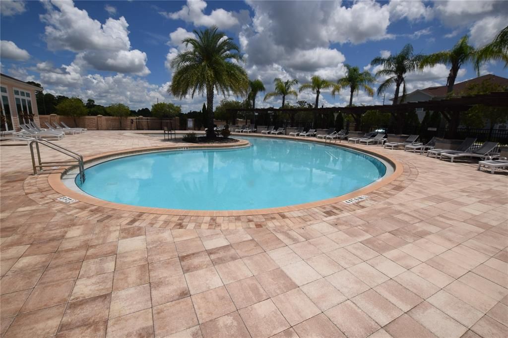 For Rent: $1,800 (3 beds, 2 baths, 1300 Square Feet)
