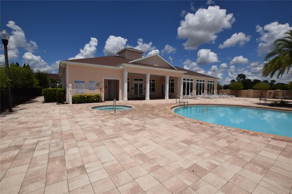 For Rent: $1,800 (3 beds, 2 baths, 1300 Square Feet)