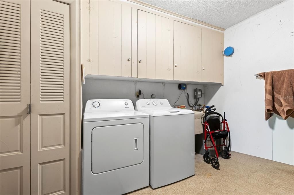 En Venta: $185,000 (2 camas, 2 baños, 1000 Pies cuadrados)