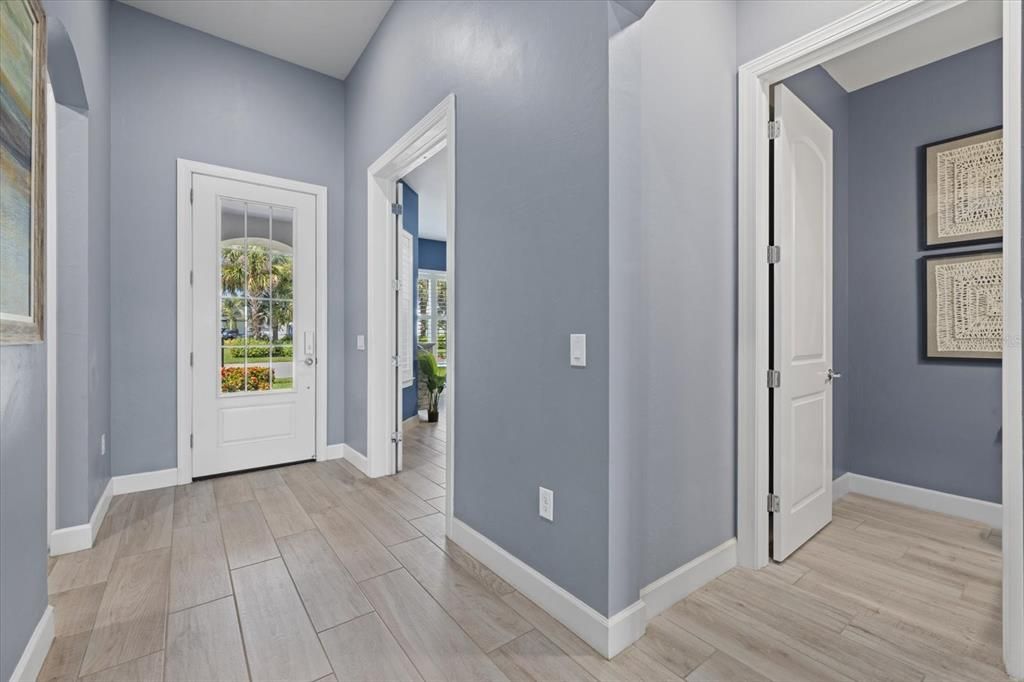For Sale: $899,900 (4 beds, 2 baths, 3178 Square Feet)