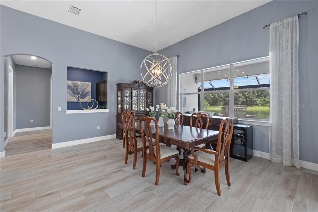 For Sale: $899,900 (4 beds, 2 baths, 3178 Square Feet)