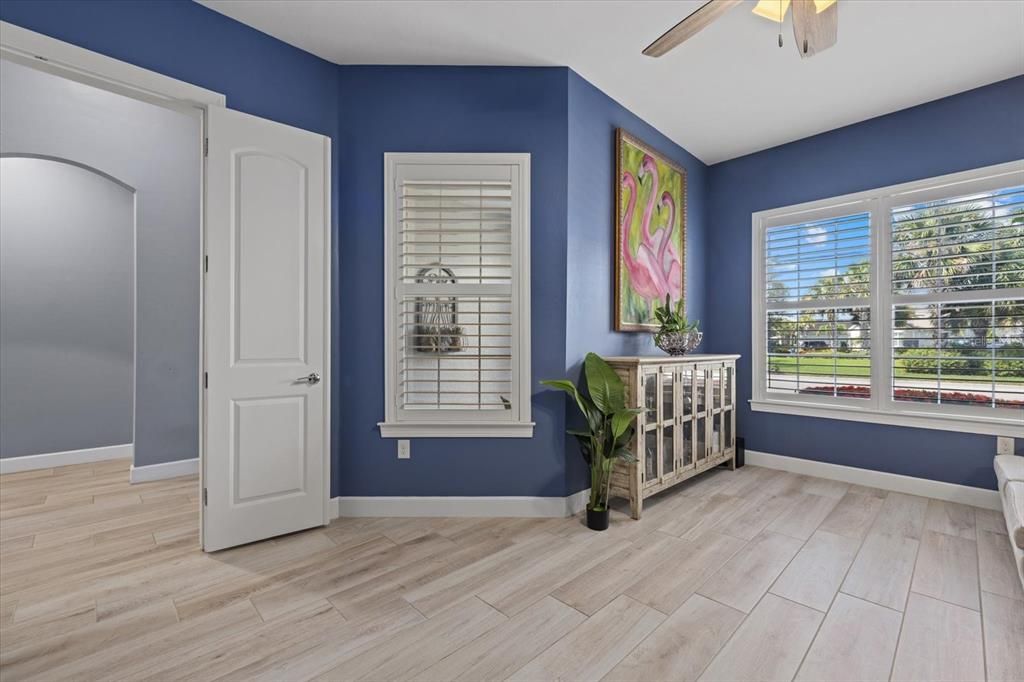 For Sale: $899,900 (4 beds, 2 baths, 3178 Square Feet)