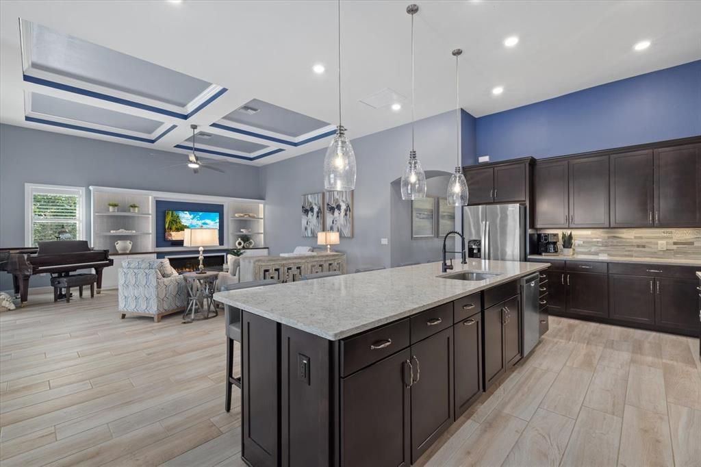 For Sale: $899,900 (4 beds, 2 baths, 3178 Square Feet)