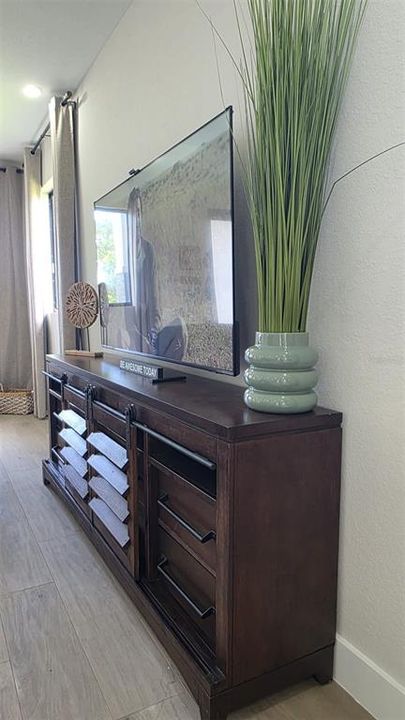 En Renta: $3,950 (3 camas, 2 baños, 2100 Pies cuadrados)