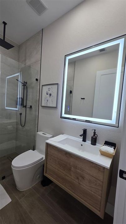 En Renta: $3,950 (3 camas, 2 baños, 2100 Pies cuadrados)