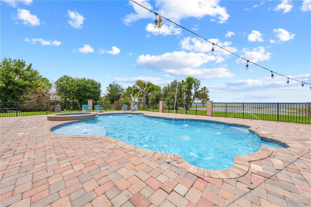 For Sale: $1,699,000 (4 beds, 4 baths, 3350 Square Feet)