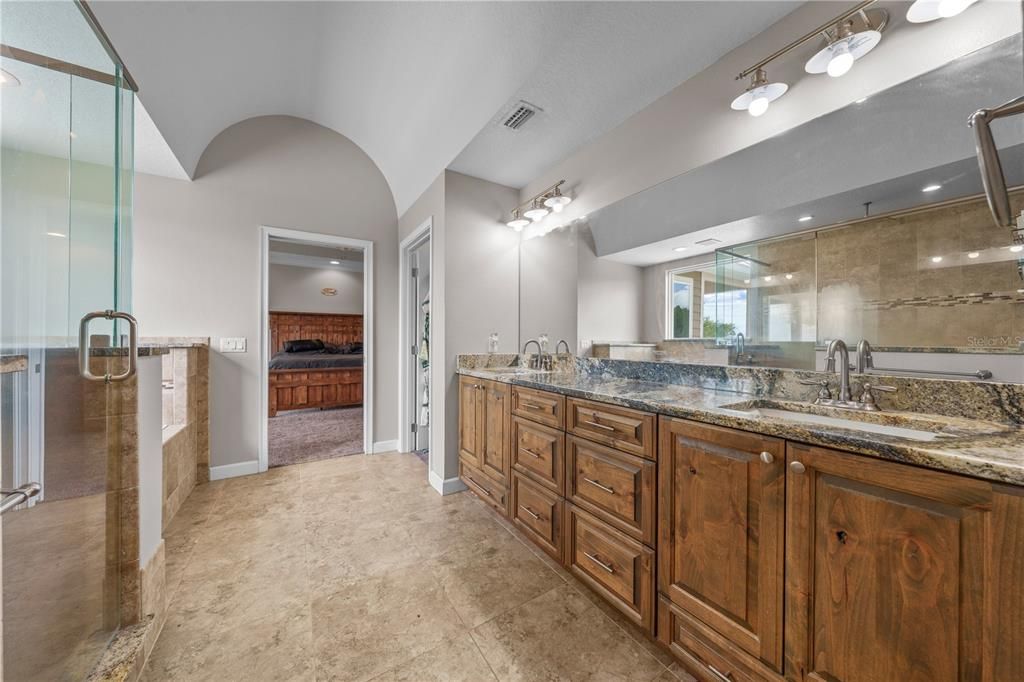 For Sale: $1,699,000 (4 beds, 4 baths, 3350 Square Feet)