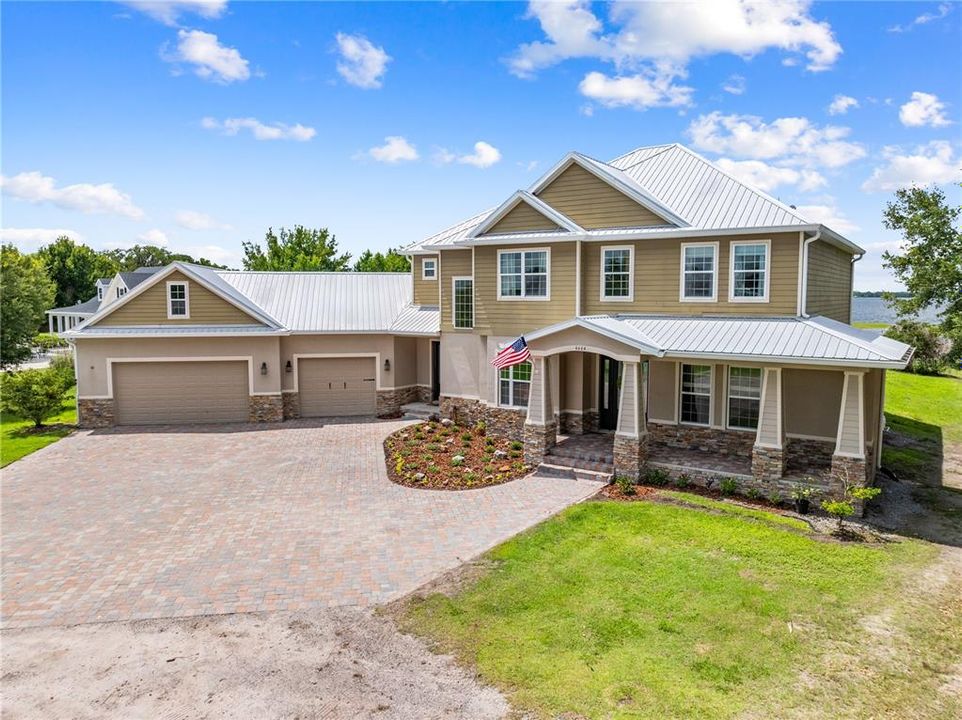 For Sale: $1,699,000 (4 beds, 4 baths, 3350 Square Feet)